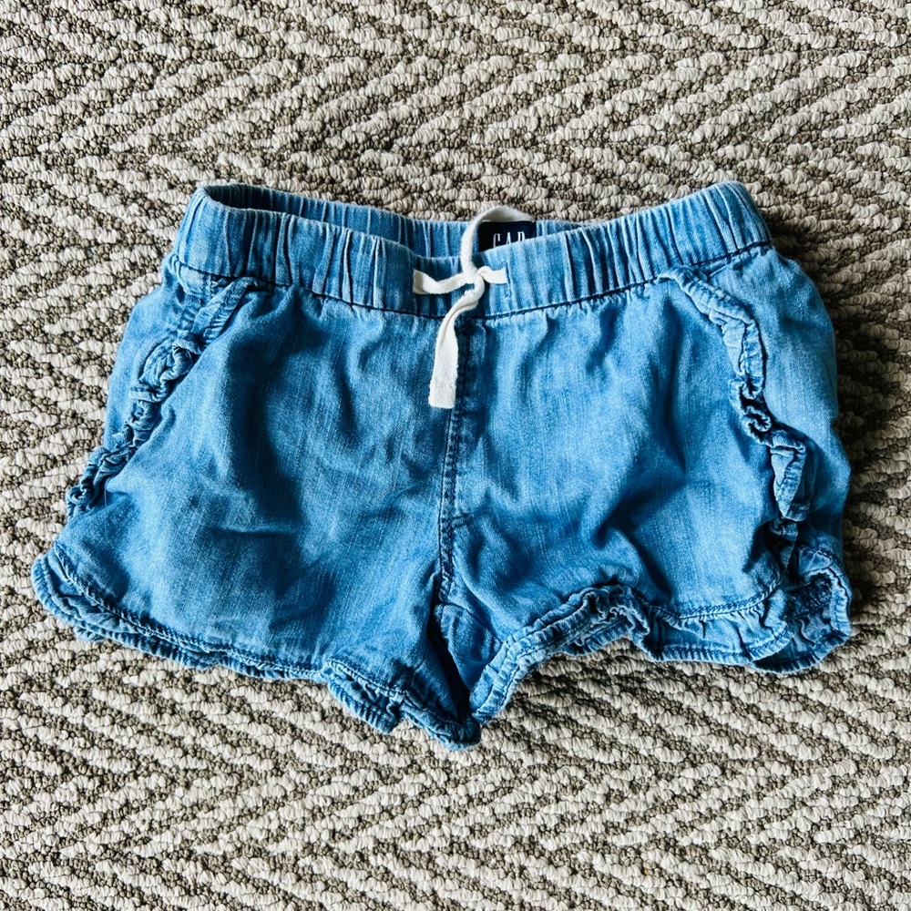 Gap girl’s shorts